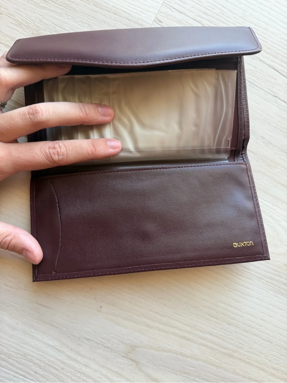 Buxton Women's Envelope Wallet Genuine Leather in Deep Plum/Maroon